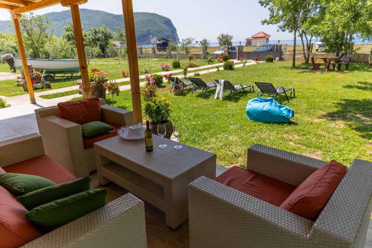 Holiday Home Sea Petrovac na moru Exterior foto